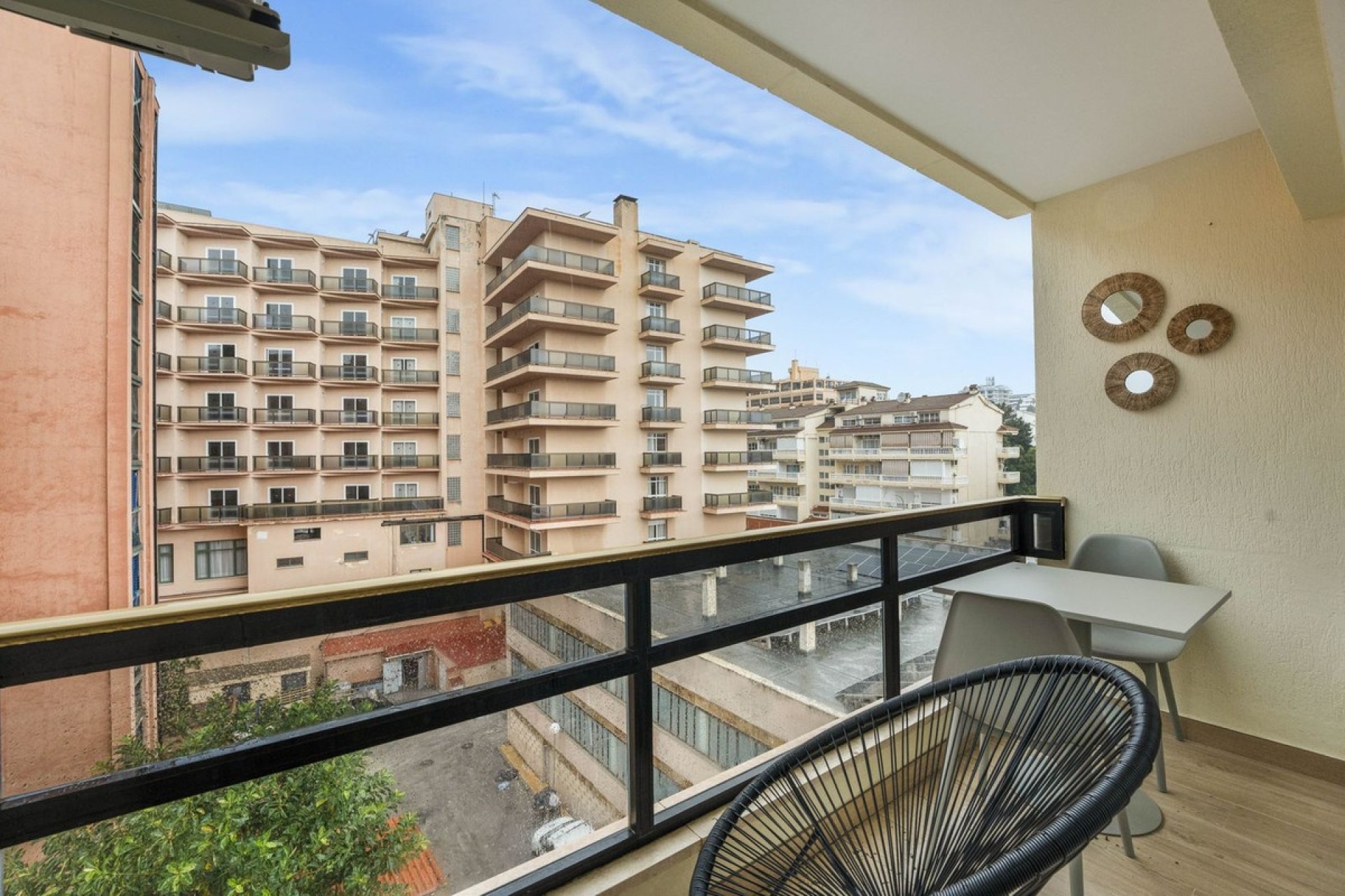 Rynek wtórny - apartment - Torremolinos - La Carihuela