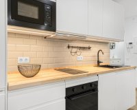 Rynek wtórny - apartment - Torremolinos - La Carihuela