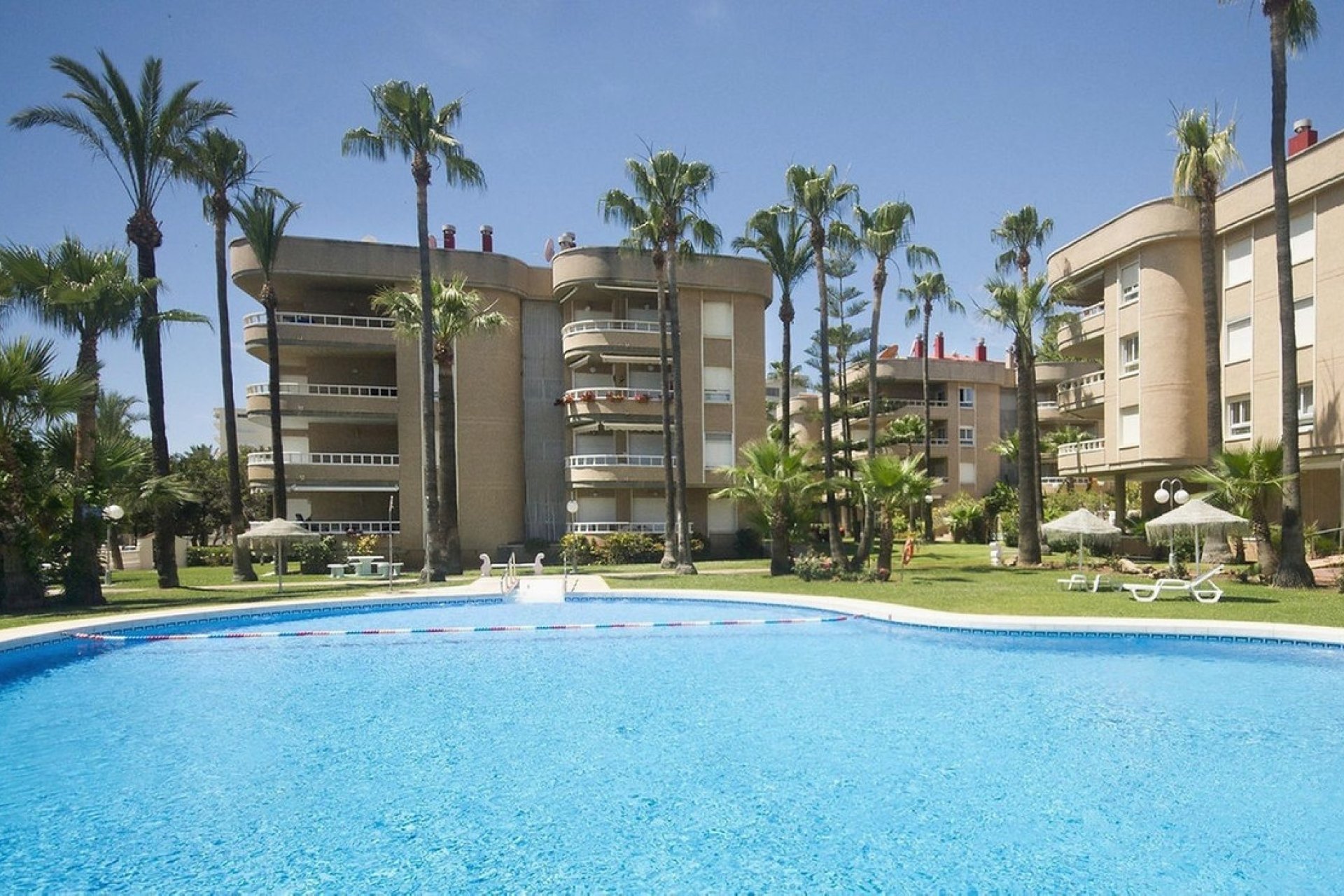 Rynek wtórny - apartment - Torremolinos - La Carihuela