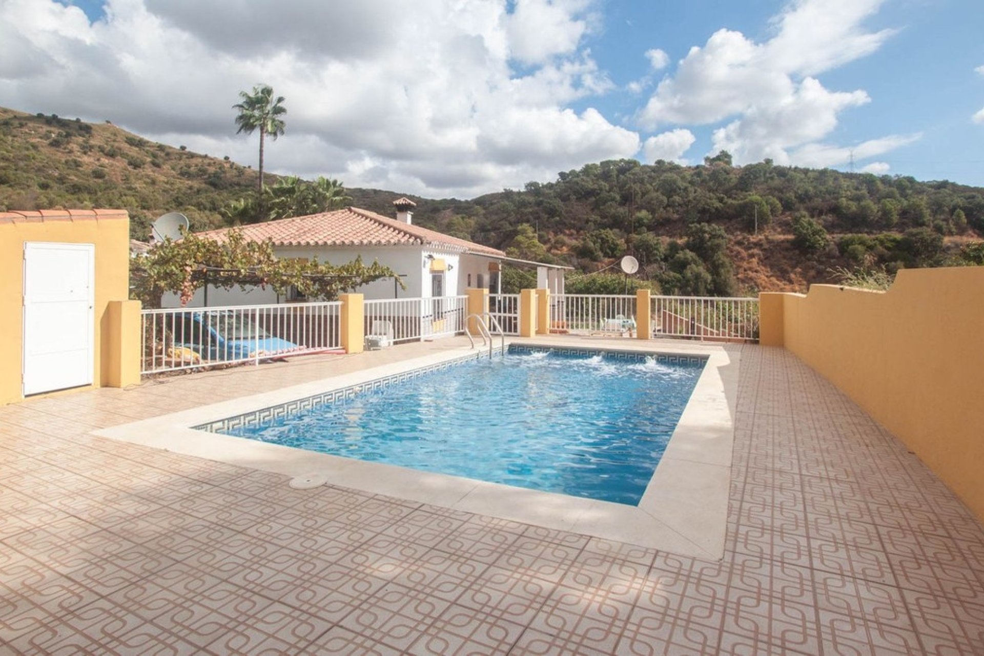 Rynek wtórny - Country house - Estepona - Estepona Centro