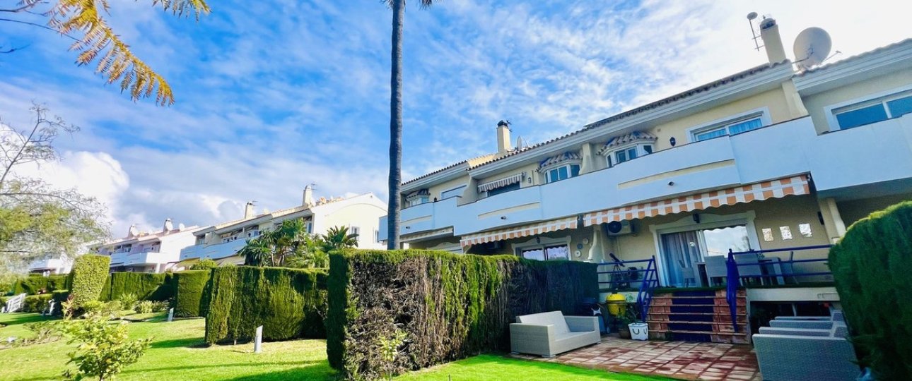 Rynek wtórny - Town house - Estepona - Atalaya