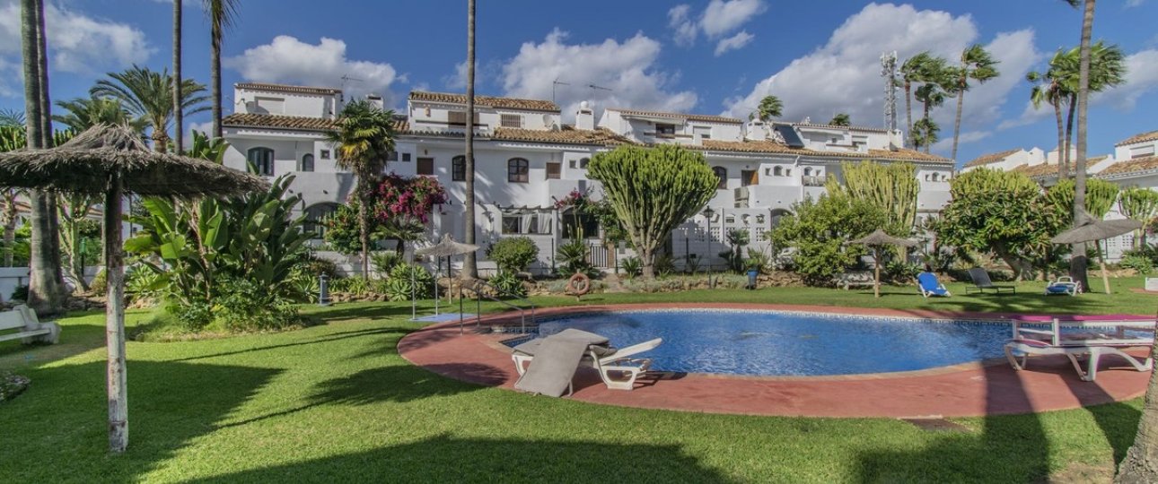 Rynek wtórny - Town house - Estepona - Atalaya