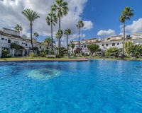 Rynek wtórny - Town house - Estepona - Atalaya