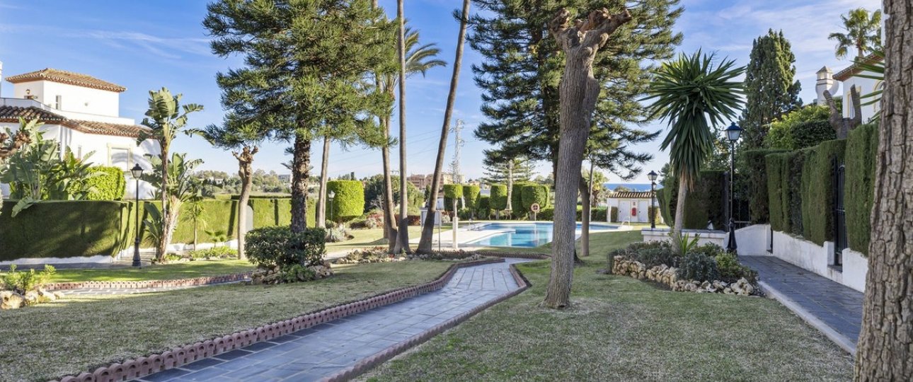 Rynek wtórny - Town house - Estepona - Bel Air