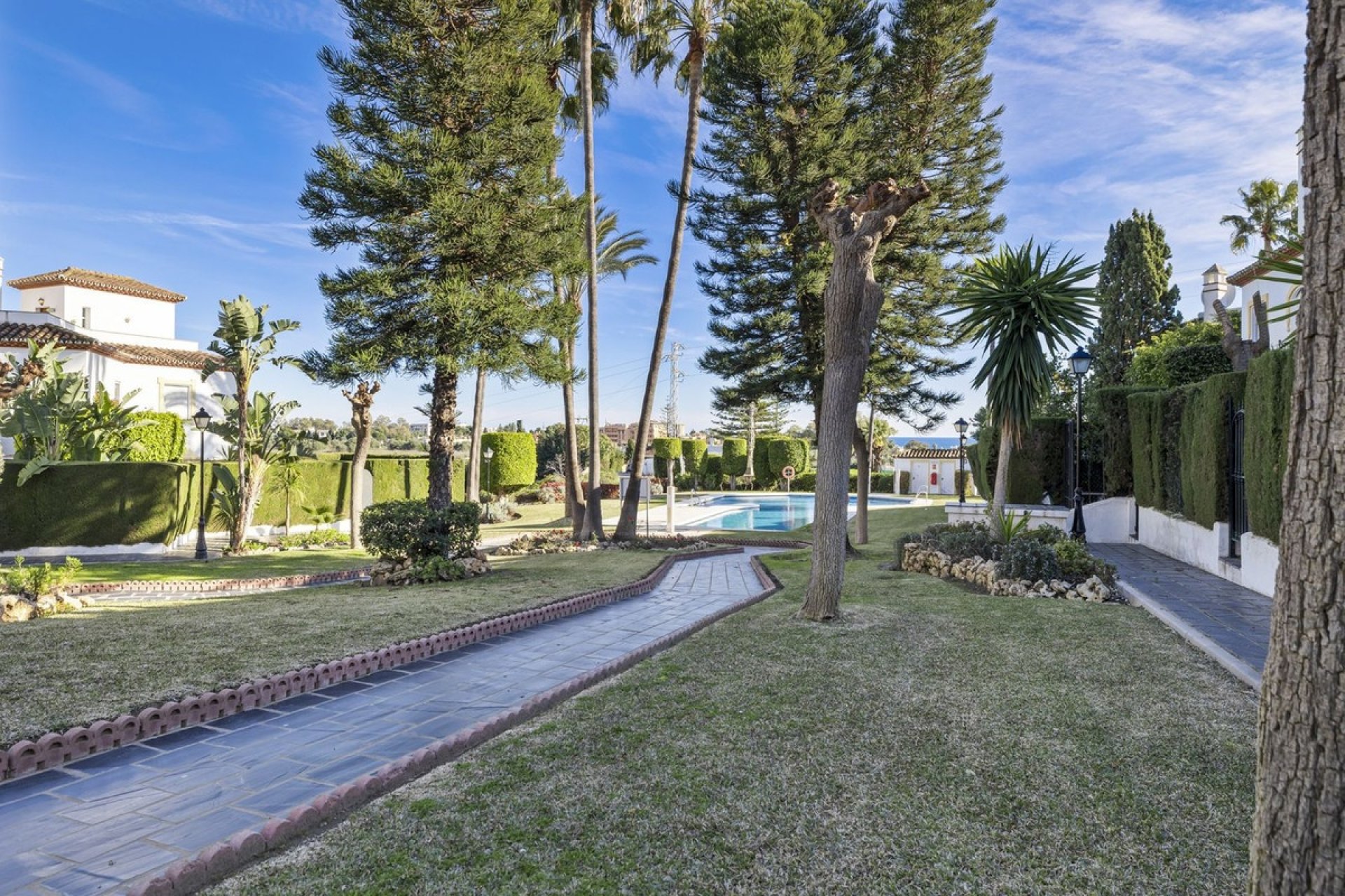 Rynek wtórny - Town house - Estepona - Bel Air