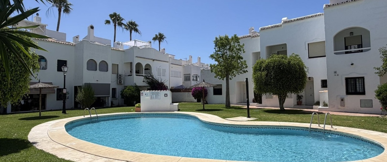 Rynek wtórny - Town house - Estepona - Bel Air