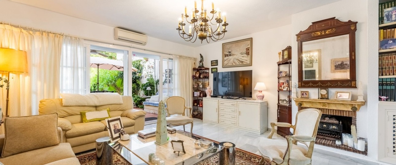 Rynek wtórny - Town house - Estepona - Bel Air
