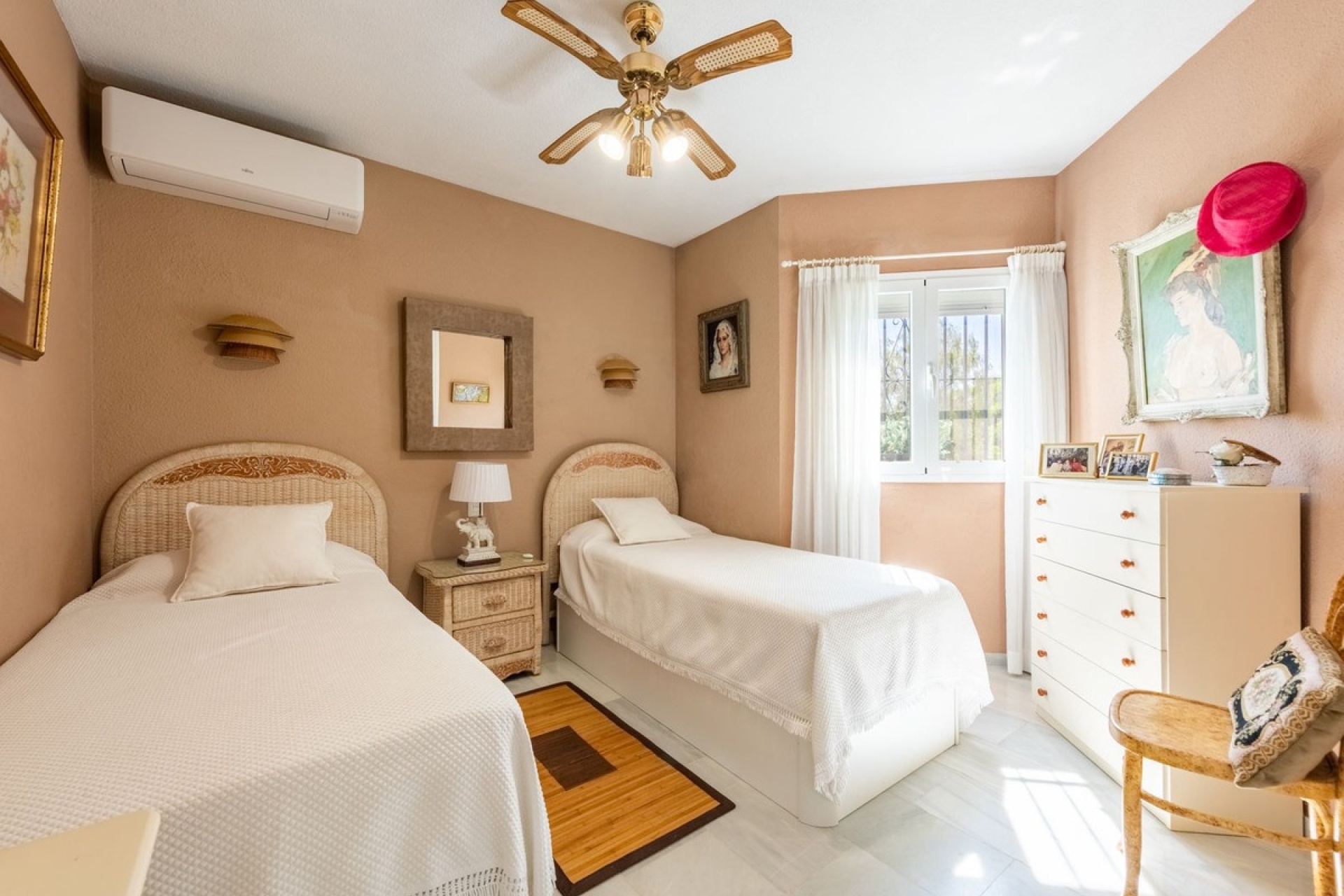 Rynek wtórny - Town house - Estepona - Bel Air