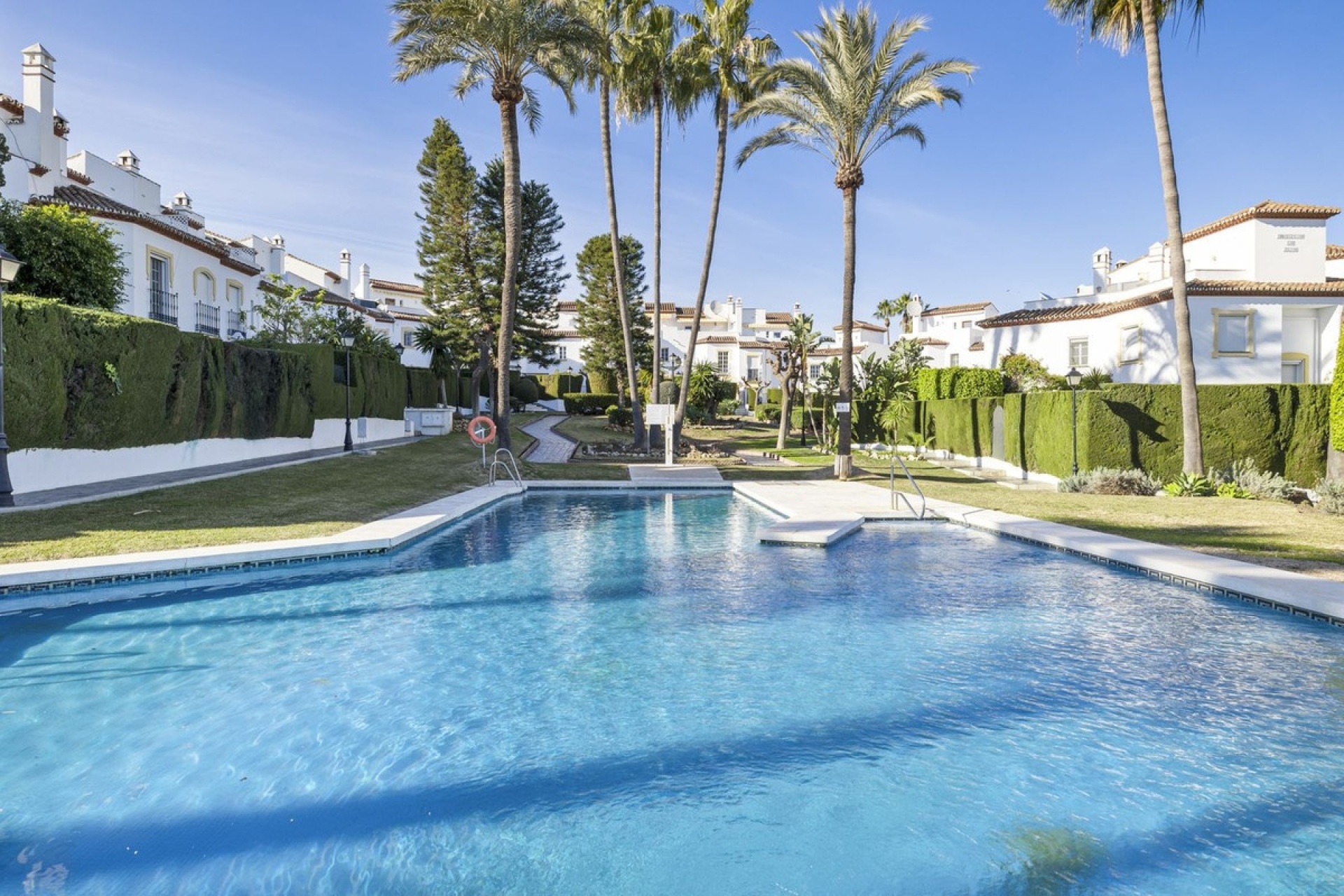 Rynek wtórny - Town house - Estepona - Bel Air