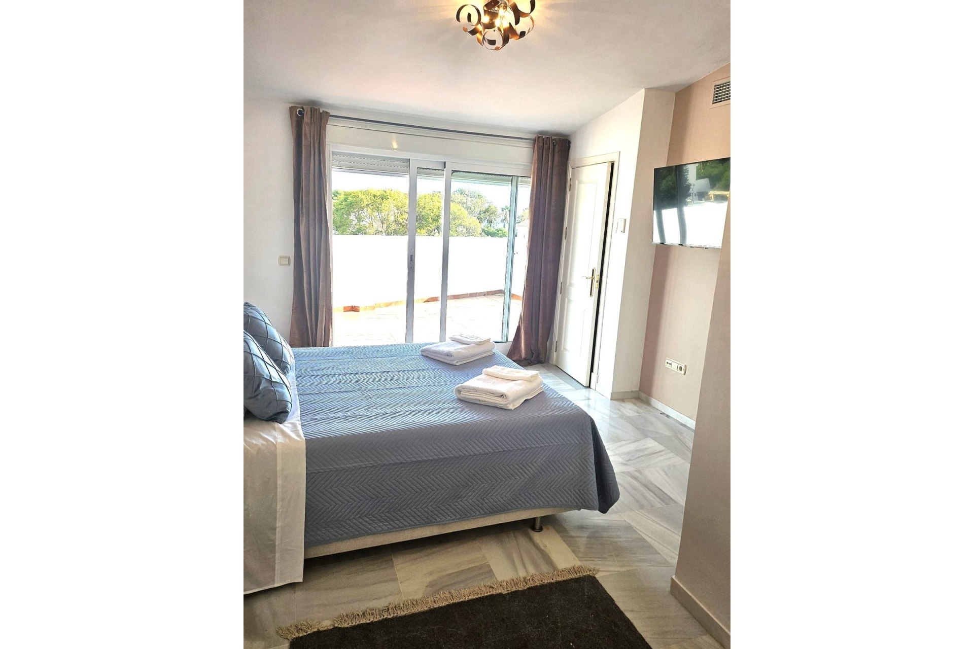 Rynek wtórny - Town house - Estepona - Benamara