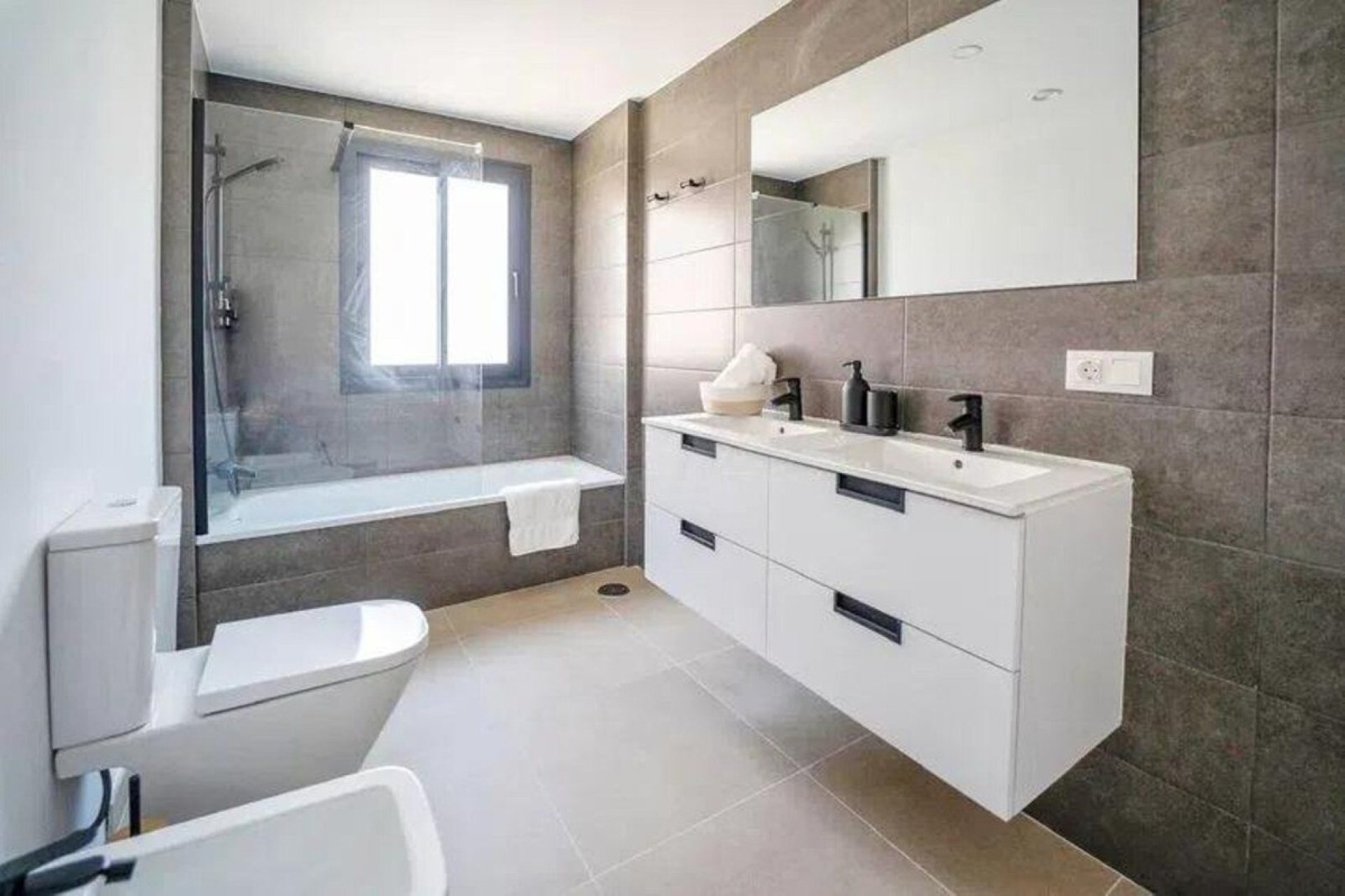 Rynek wtórny - Town house - Estepona - Cancelada