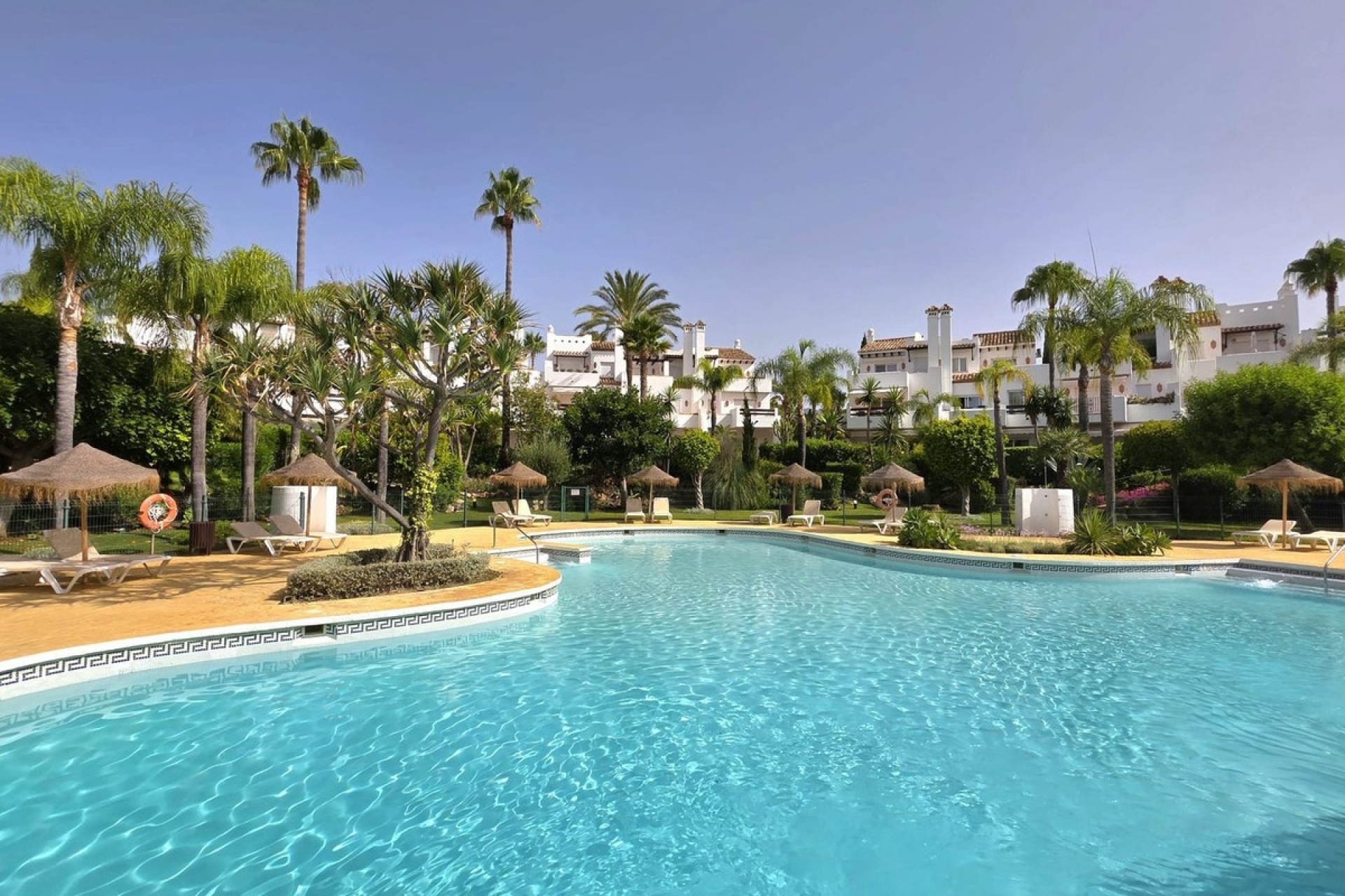 Rynek wtórny - Town house - Estepona - Costalita