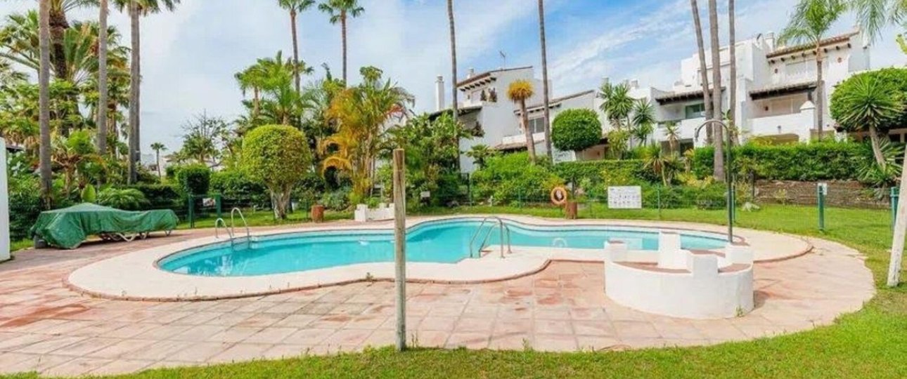 Rynek wtórny - Town house - Estepona - Costalita