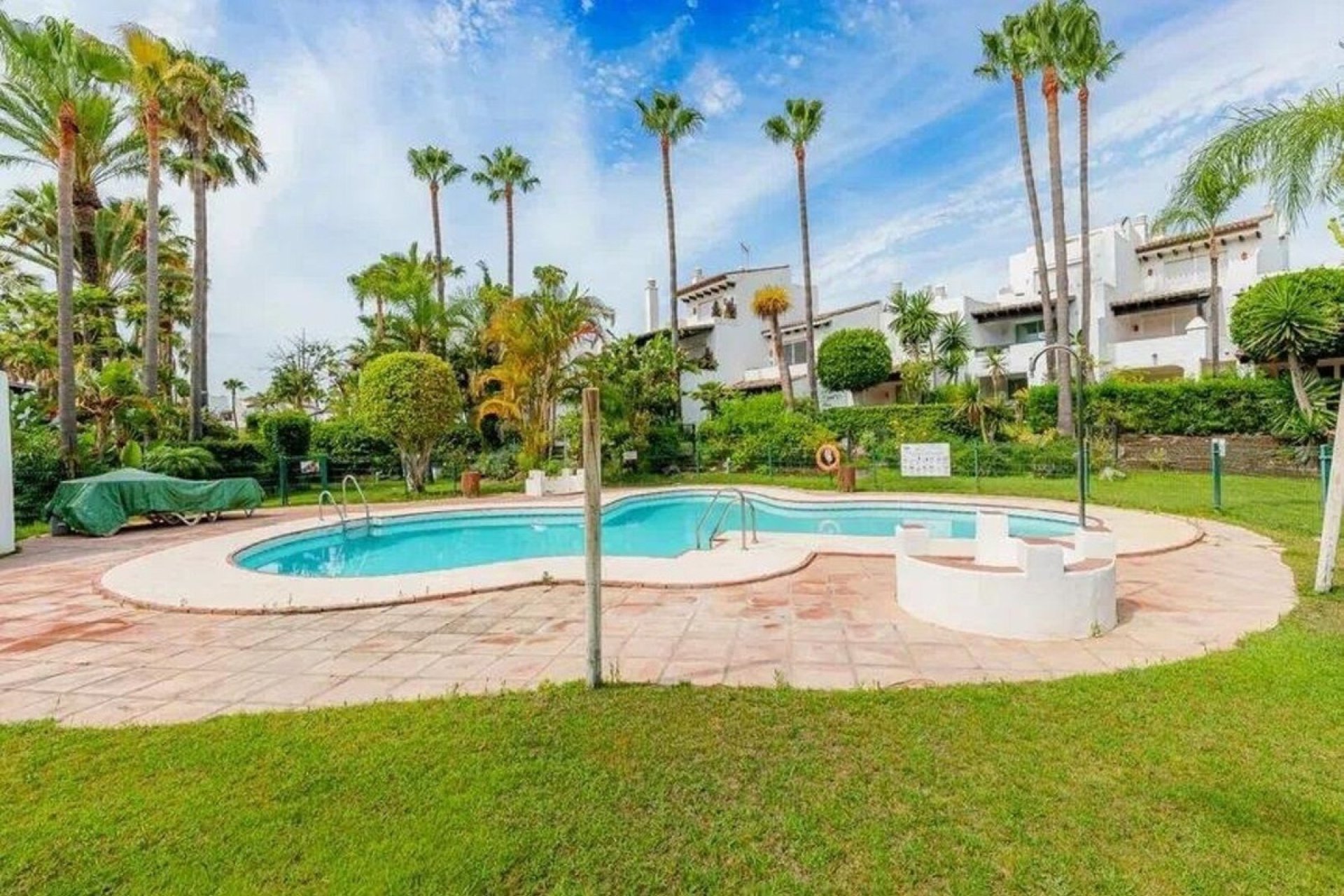Rynek wtórny - Town house - Estepona - Costalita