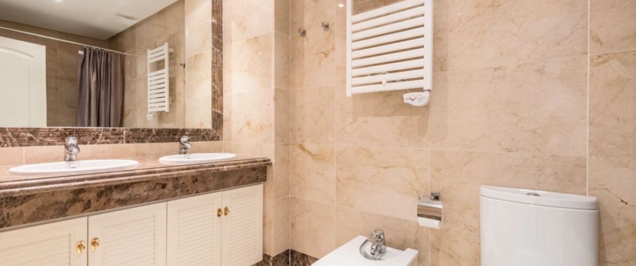 Rynek wtórny - Town house - Estepona - Estepona Centro