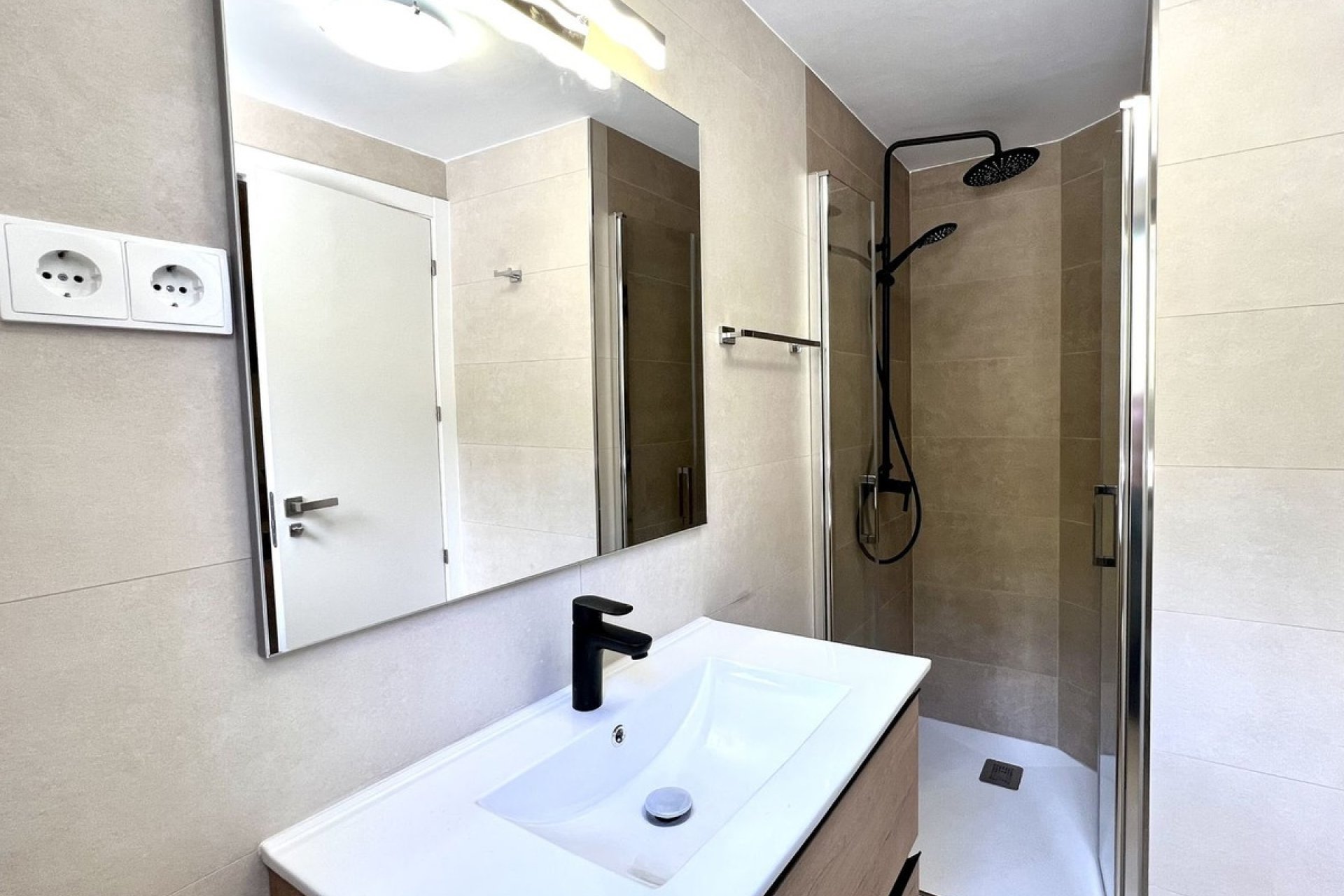 Rynek wtórny - Town house - Estepona - Estepona Centro
