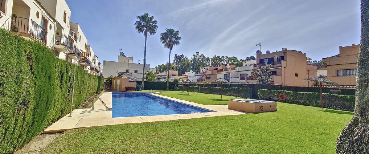 Rynek wtórny - Town house - Estepona - Estepona Centro