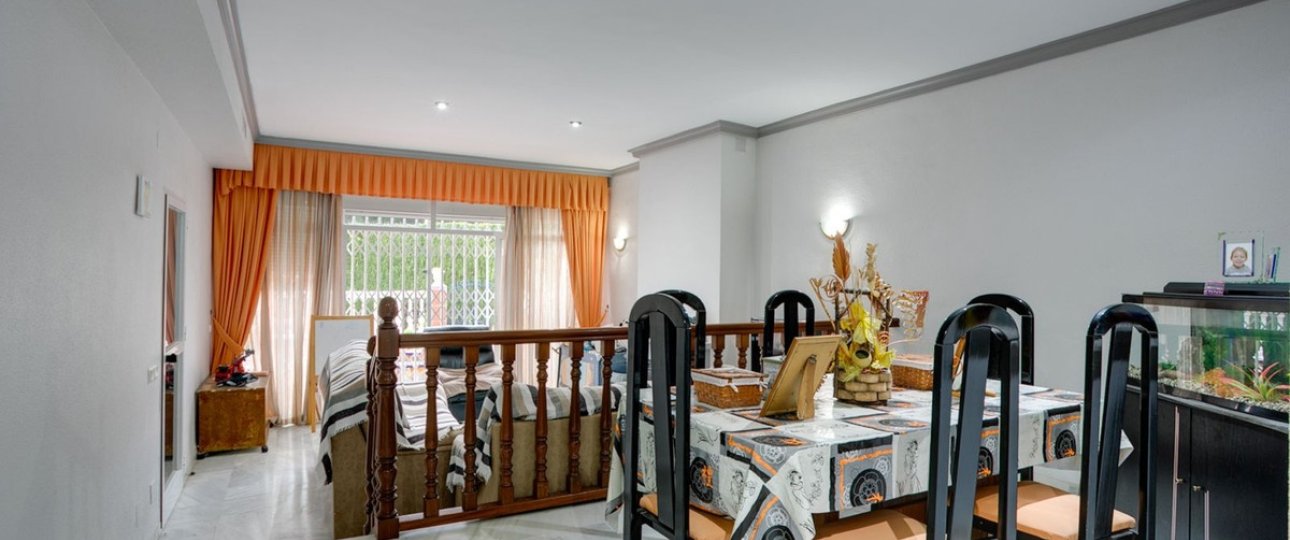Rynek wtórny - Town house - Estepona - Estepona Centro