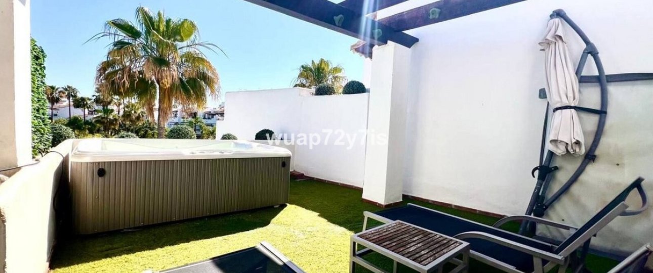 Rynek wtórny - Town house - Estepona - Estepona Centro