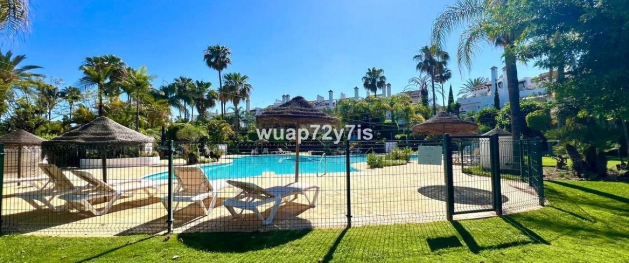Rynek wtórny - Town house - Estepona - Estepona Centro