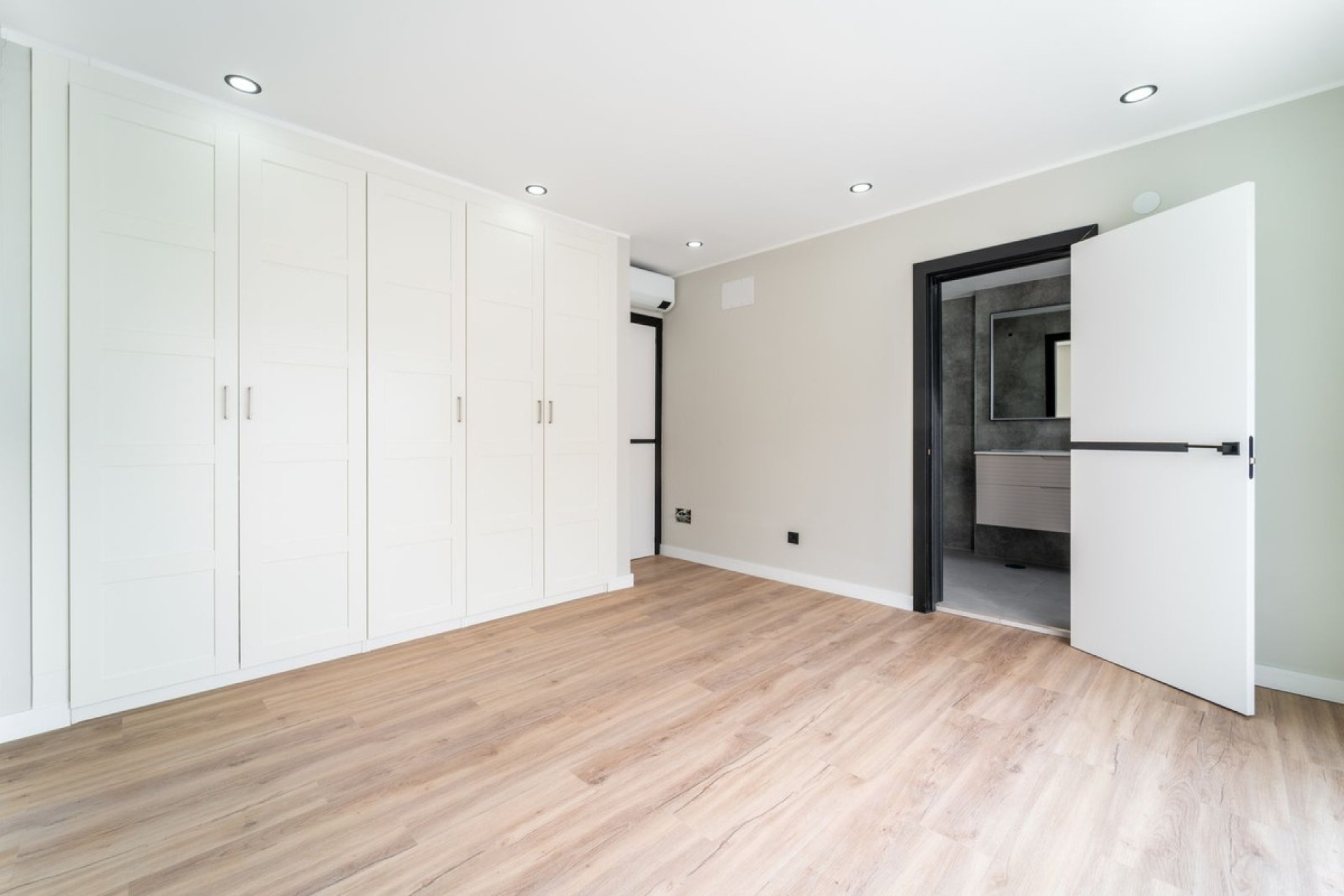 Rynek wtórny - Town house - Estepona - Estepona Centro