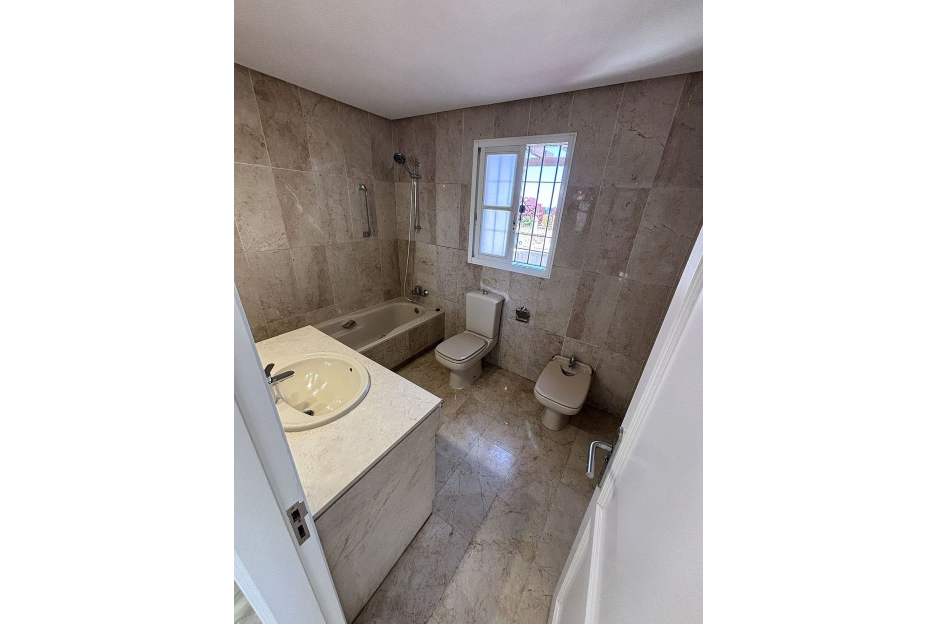Rynek wtórny - Town house - Estepona - Estepona Centro
