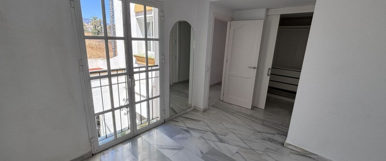 Rynek wtórny - Town house - Estepona - Estepona Centro