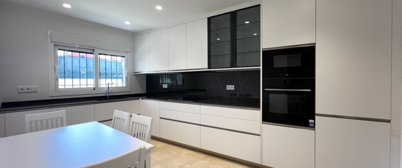 Rynek wtórny - Town house - Estepona - Estepona Centro