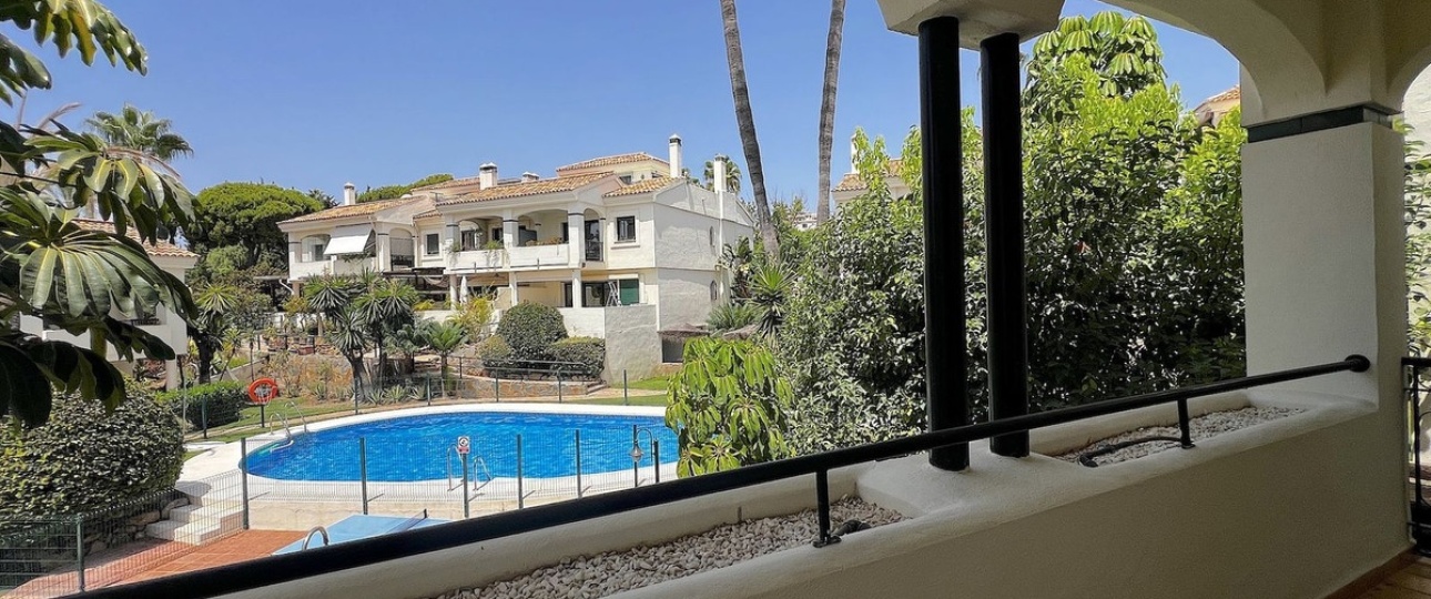 Rynek wtórny - Town house - Estepona - Estepona Centro