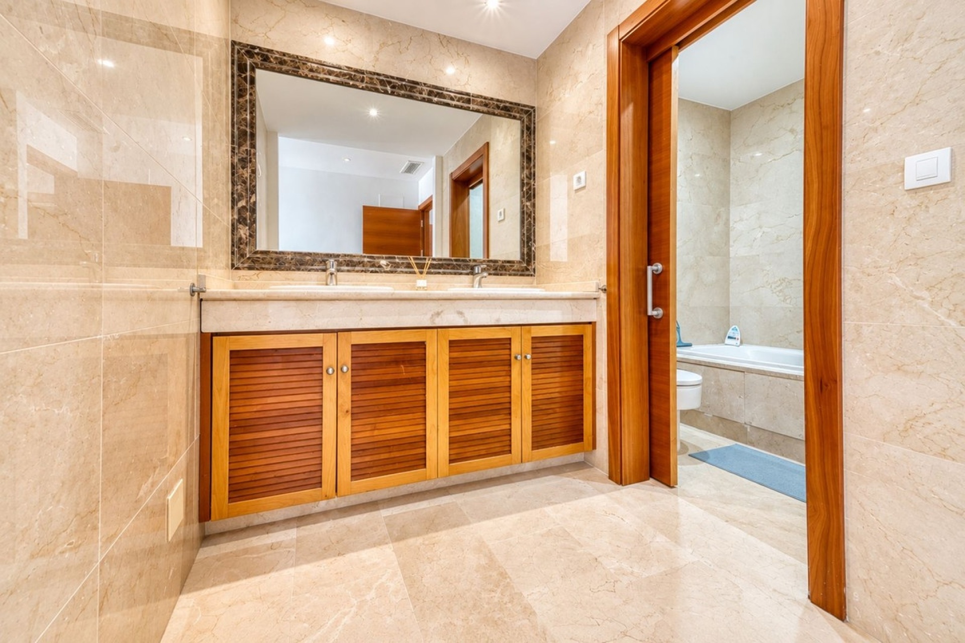 Rynek wtórny - Town house - Estepona - Estepona Centro