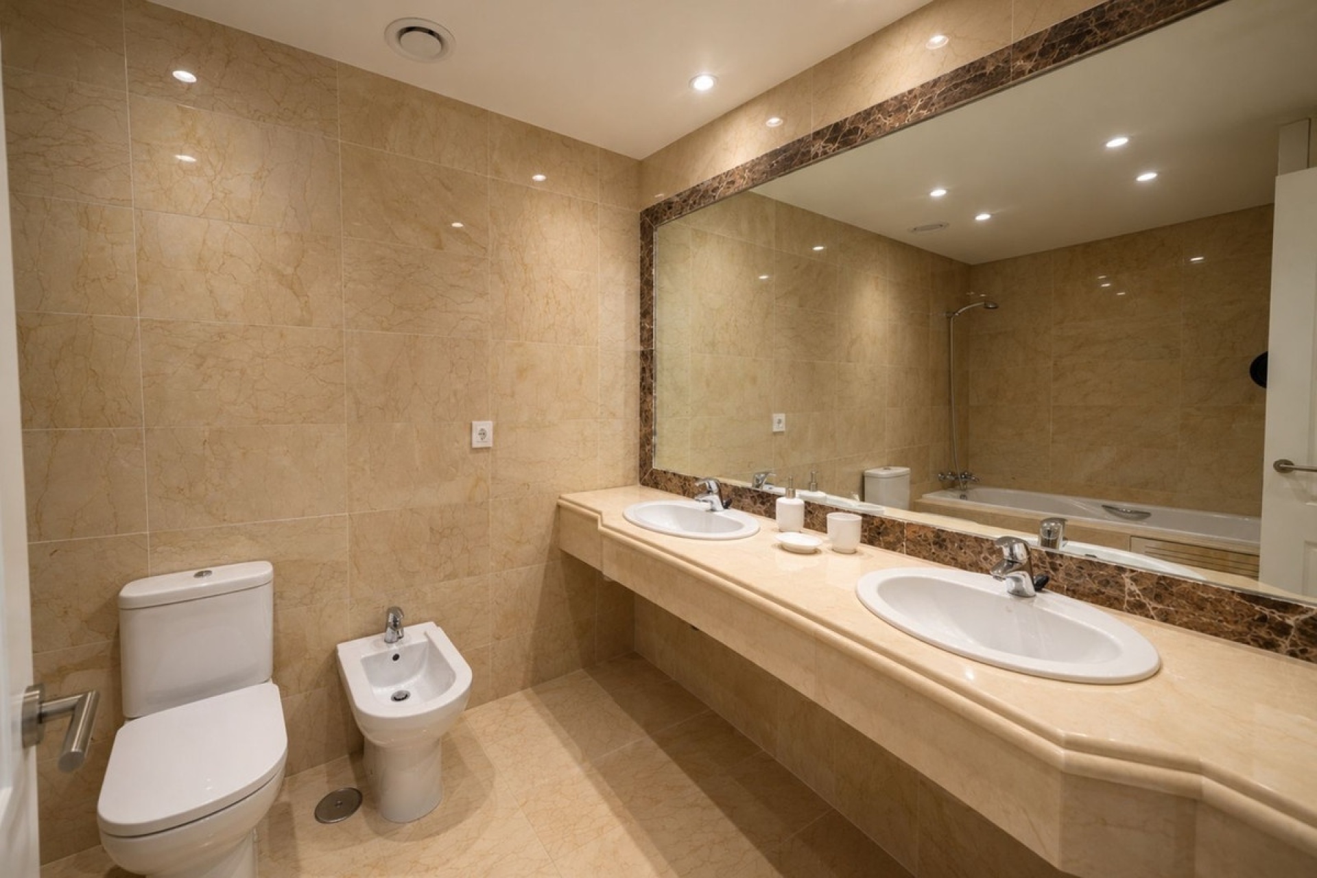 Rynek wtórny - Town house - Estepona - Estepona Centro