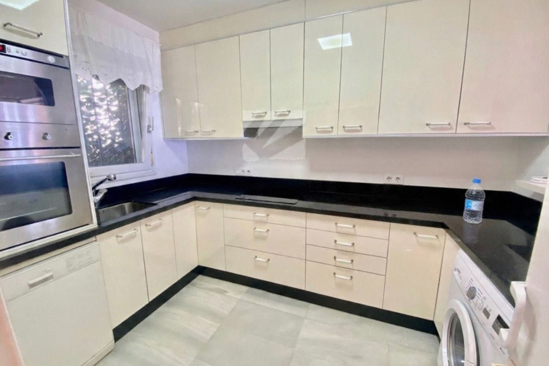Rynek wtórny - Town house - Estepona - Estepona Centro