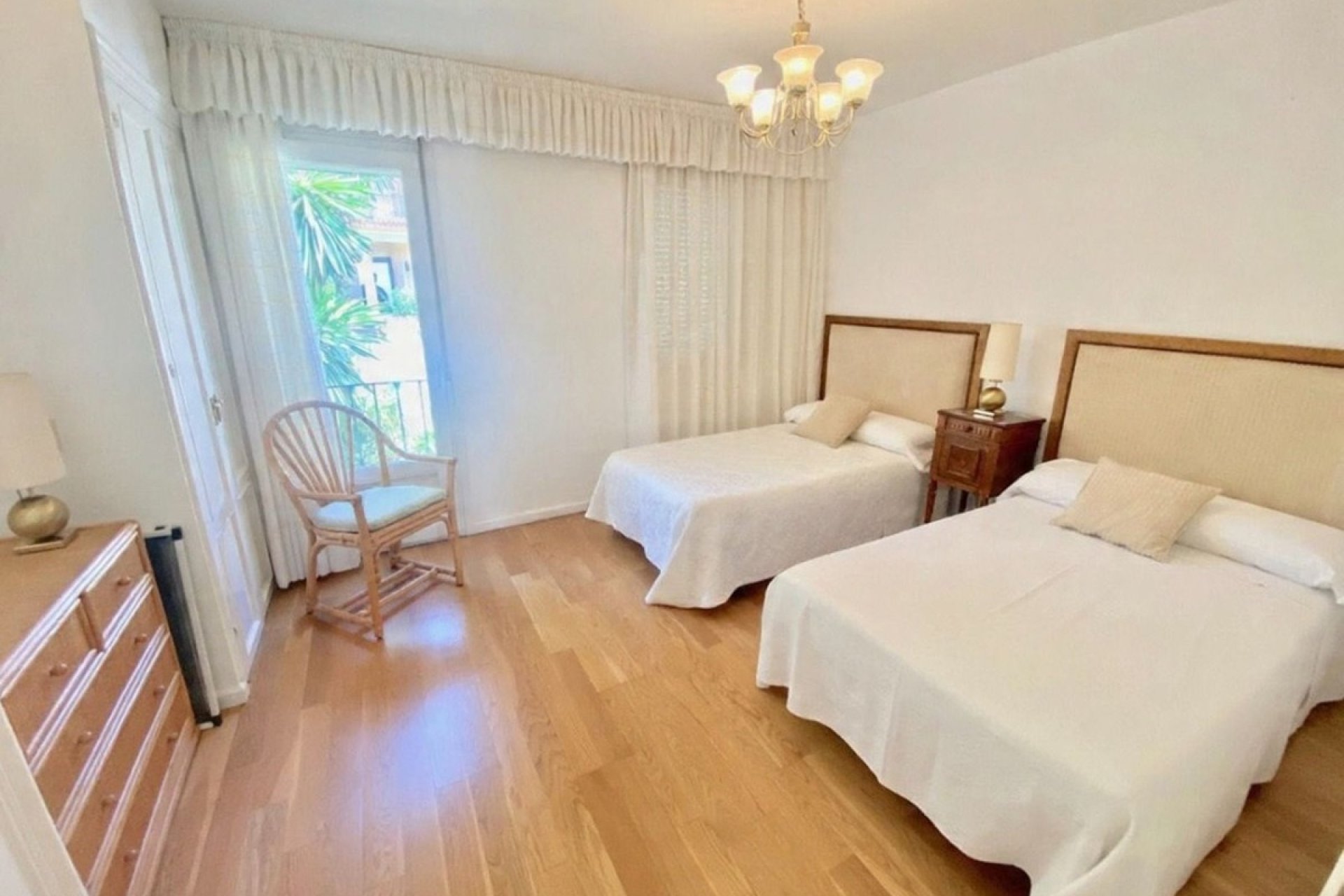 Rynek wtórny - Town house - Estepona - Estepona Centro