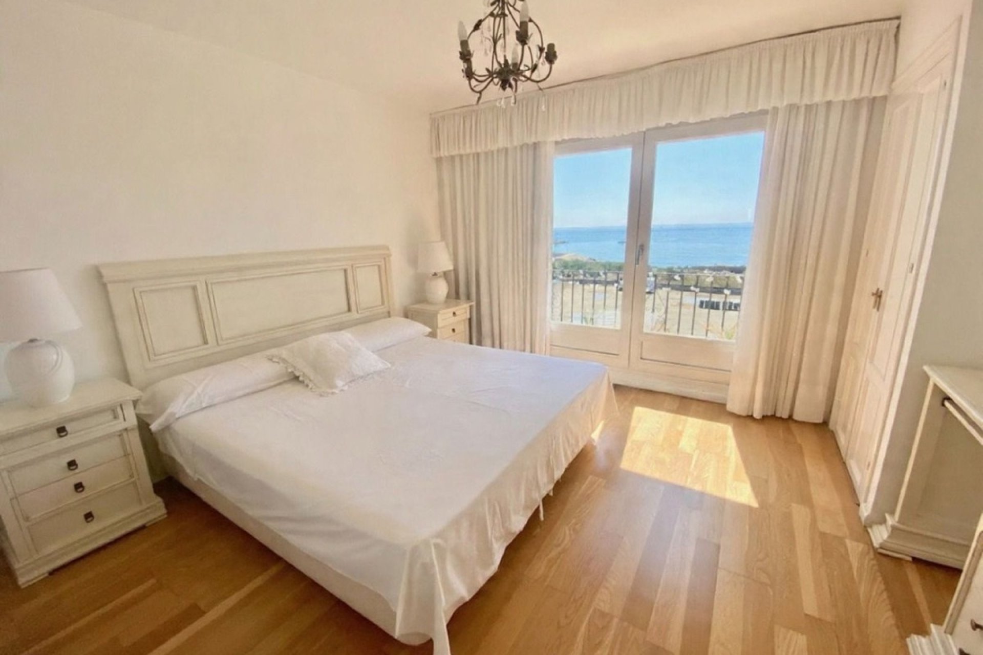 Rynek wtórny - Town house - Estepona - Estepona Centro