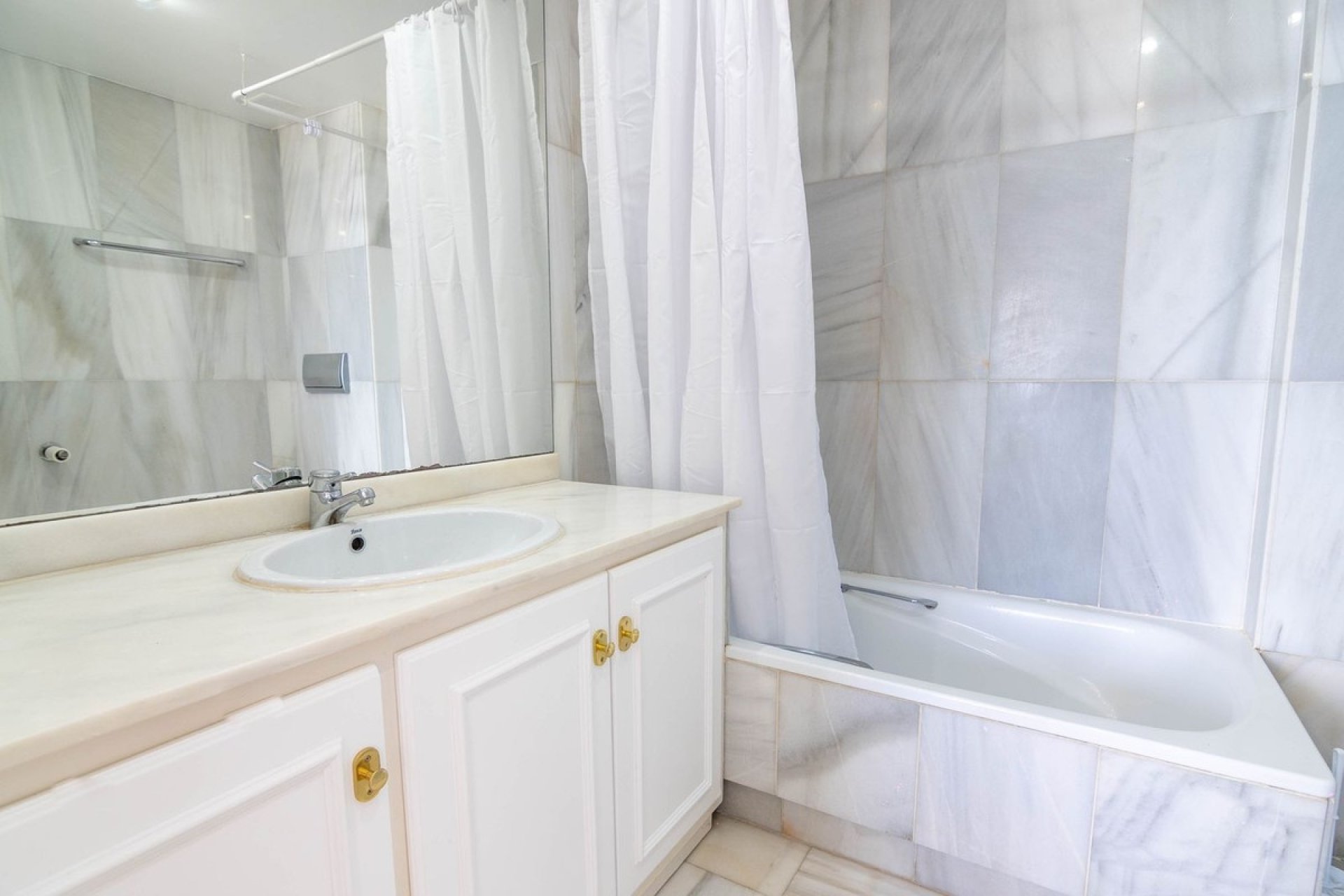 Rynek wtórny - Town house - Estepona - Estepona Centro
