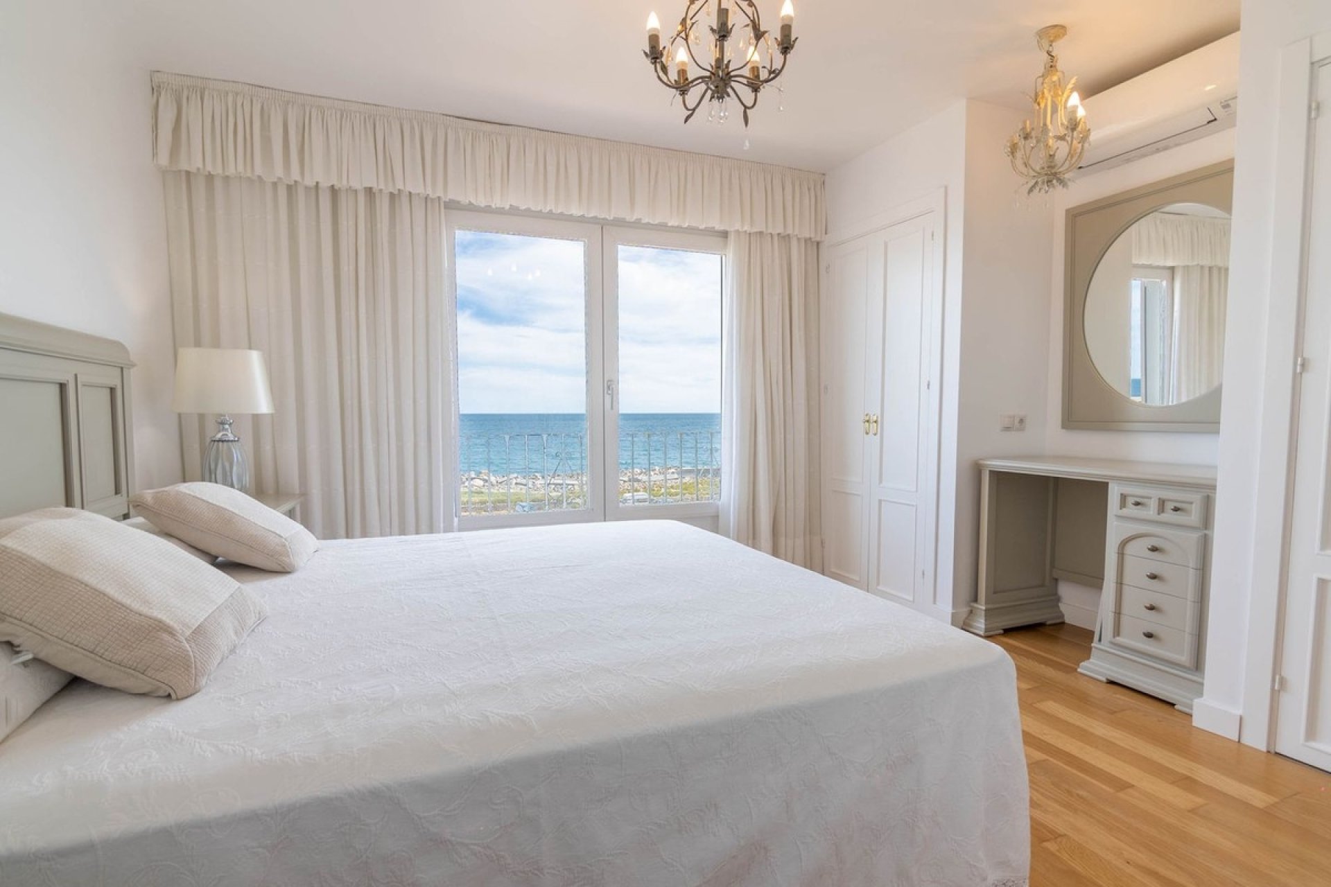 Rynek wtórny - Town house - Estepona - Estepona Centro