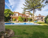 Rynek wtórny - Town house - Estepona - Estepona Centro