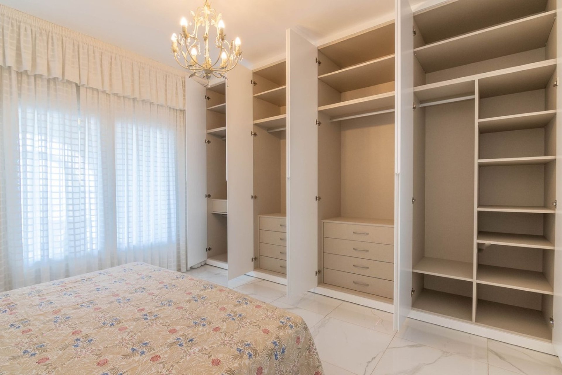 Rynek wtórny - Town house - Estepona - Estepona Centro