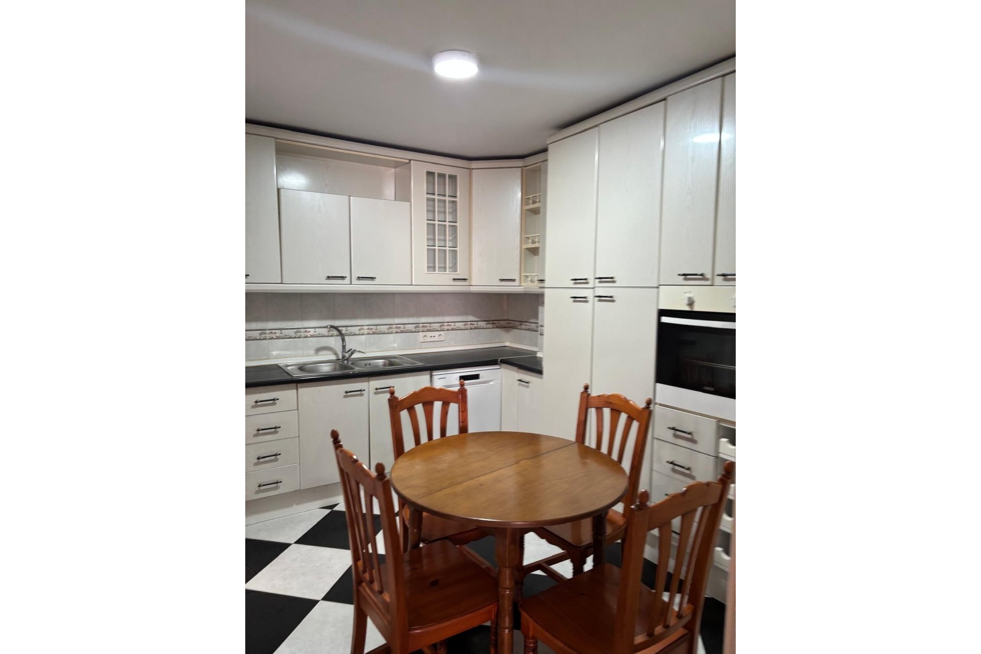 Rynek wtórny - Town house - Estepona - Estepona Centro