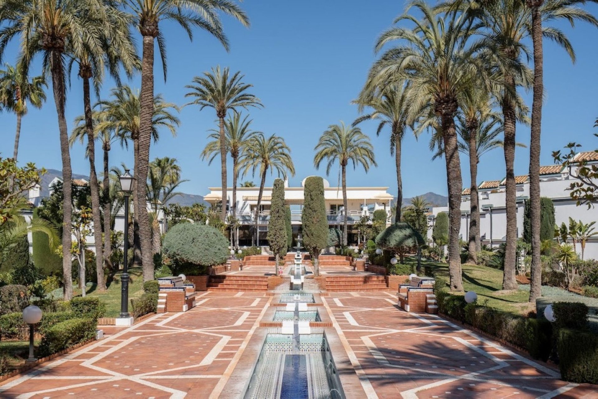 Rynek wtórny - Town house - Estepona - New Golden Mile