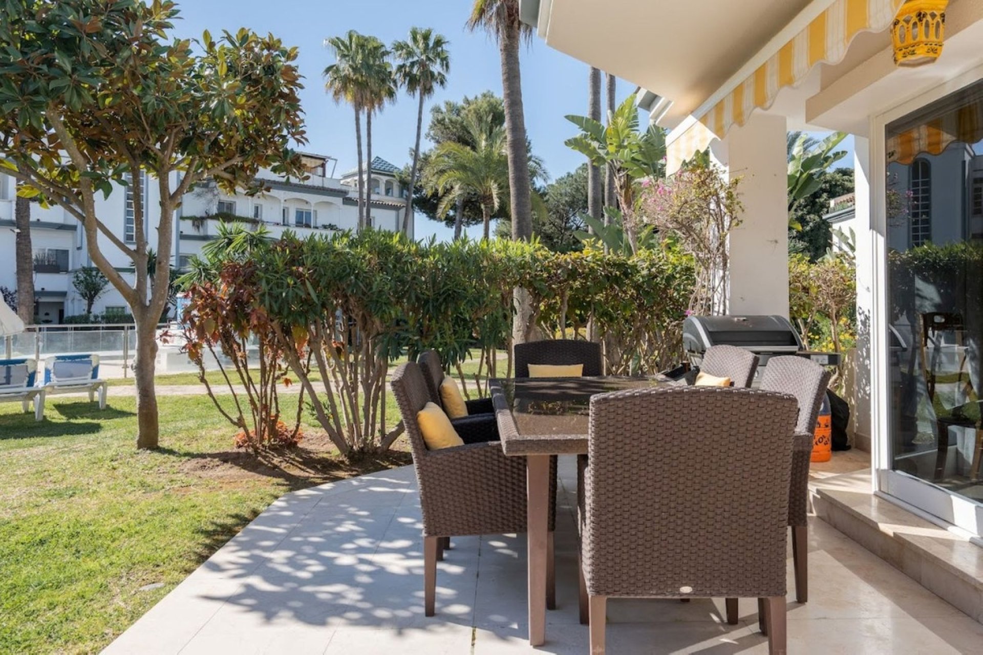 Rynek wtórny - Town house - Estepona - New Golden Mile