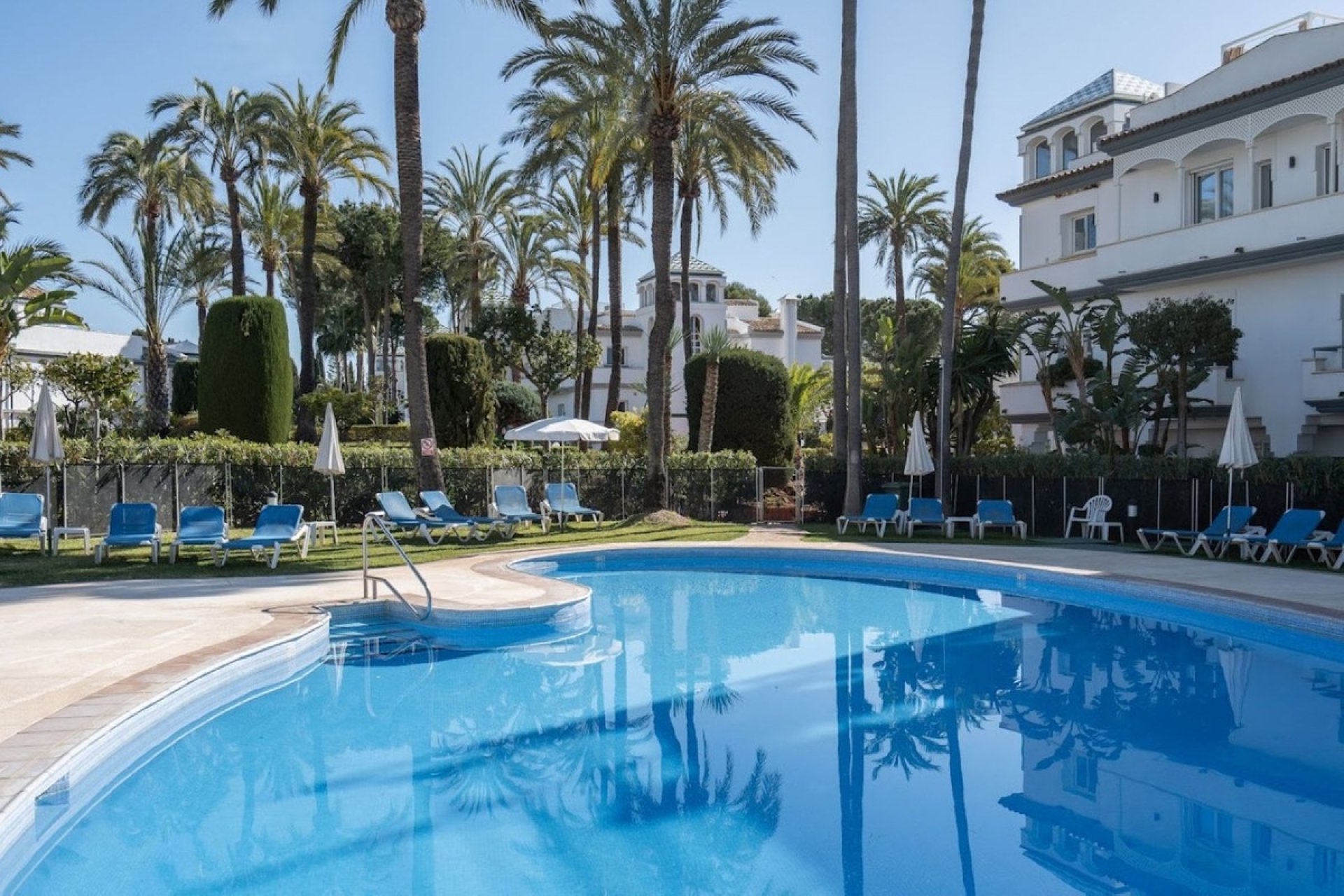 Rynek wtórny - Town house - Estepona - New Golden Mile