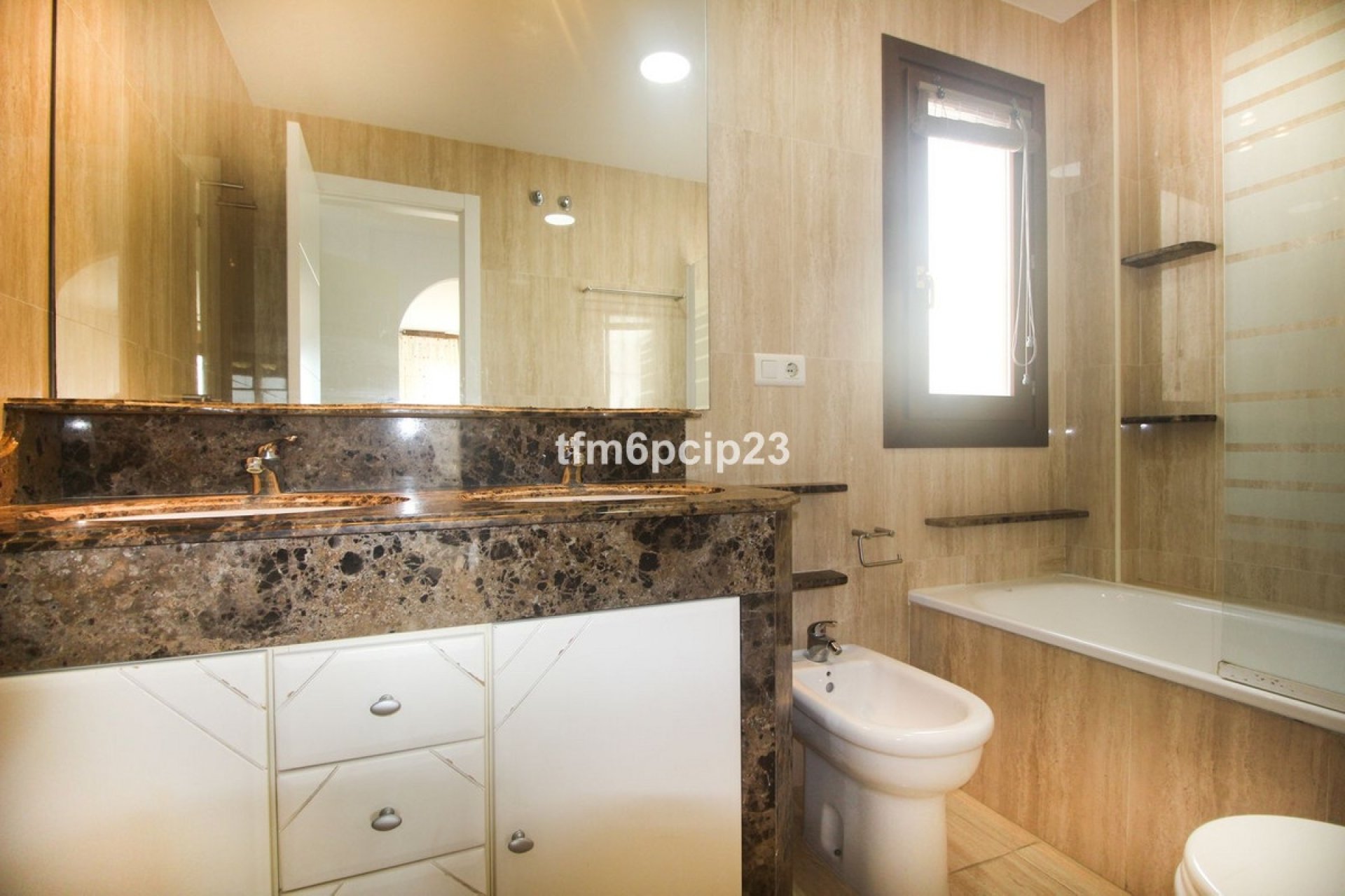 Rynek wtórny - Town house - Manilva - La Duquesa
