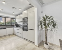 Rynek wtórny - Town house - Marbella - Bahía de Marbella