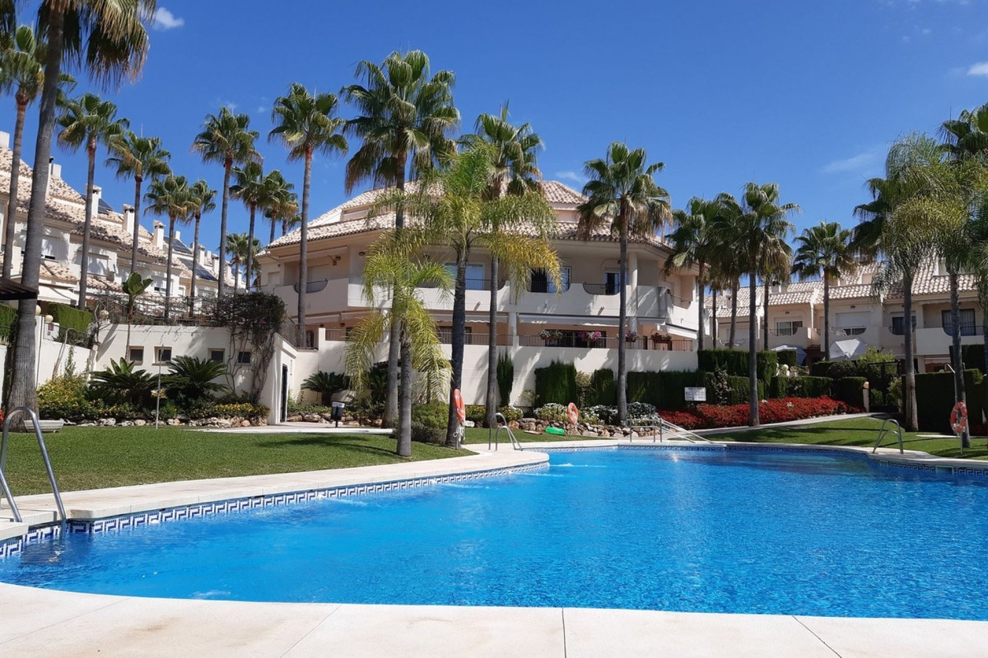 Rynek wtórny - Town house - Marbella - Las Chapas