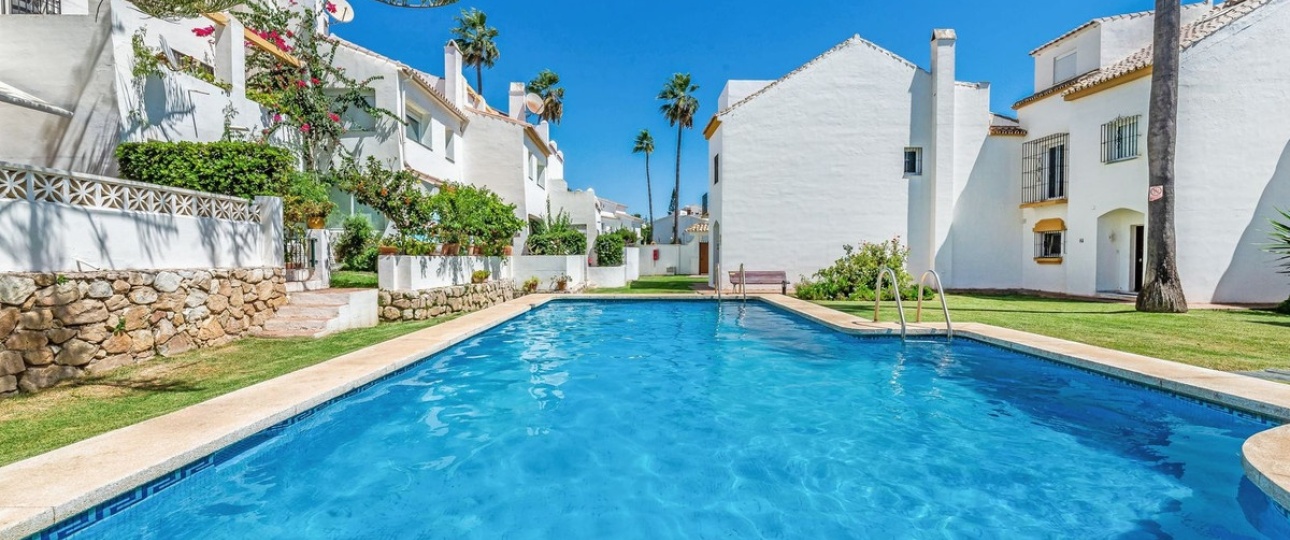 Rynek wtórny - Town house - Marbella - Las Chapas