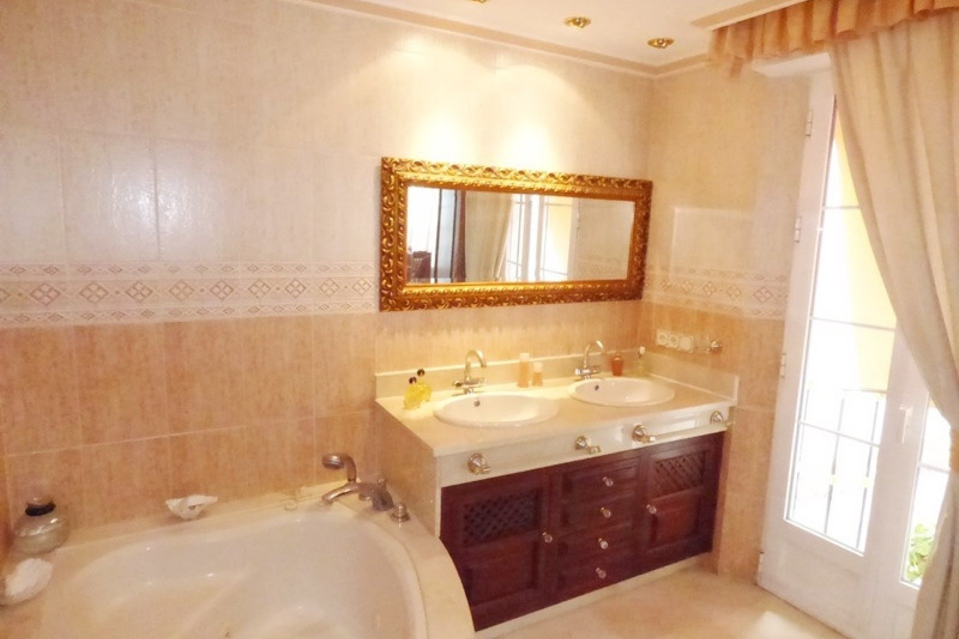 Rynek wtórny - Town house - Marbella - Marbella Centro