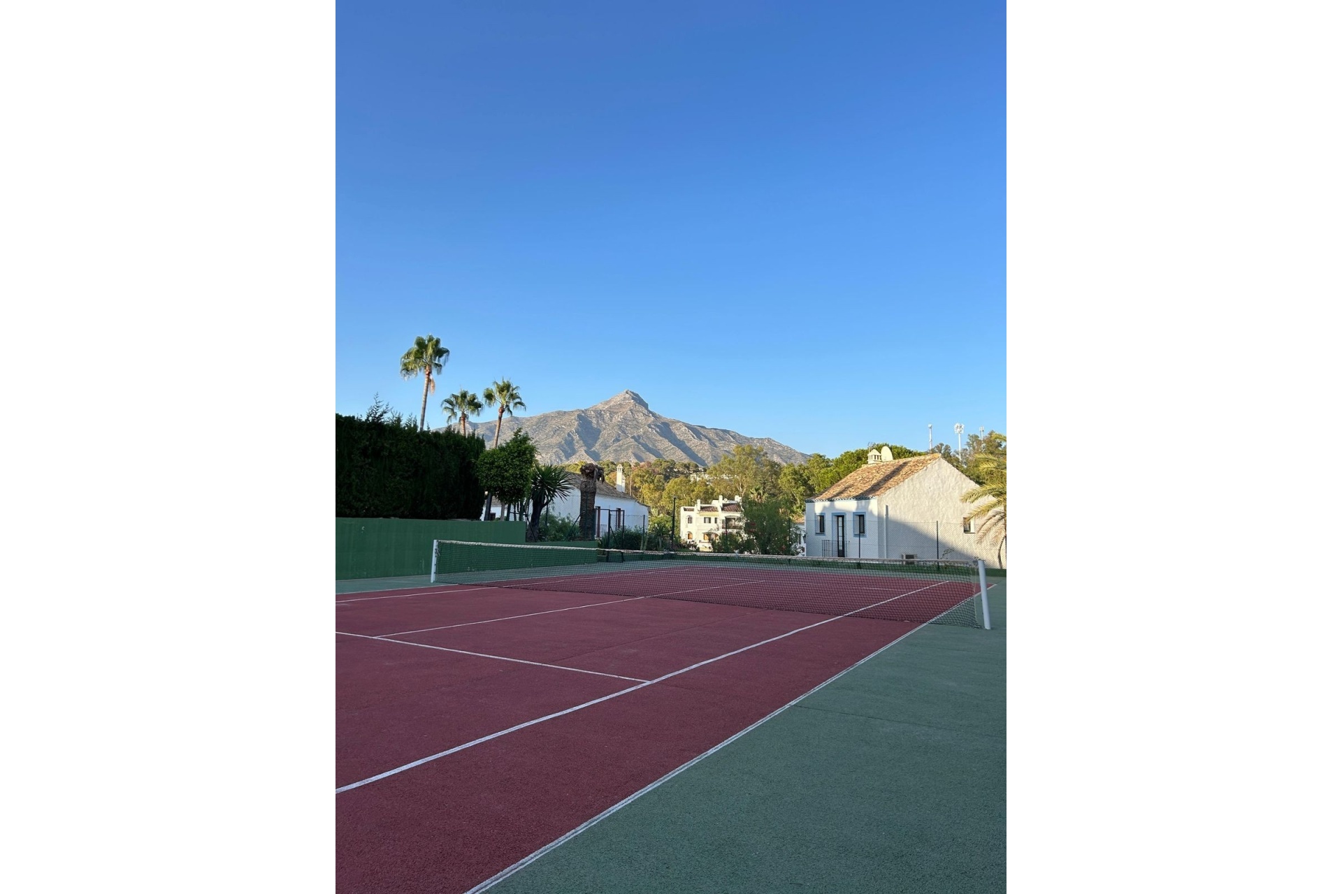 Rynek wtórny - Town house - Marbella - Nueva Andalucía