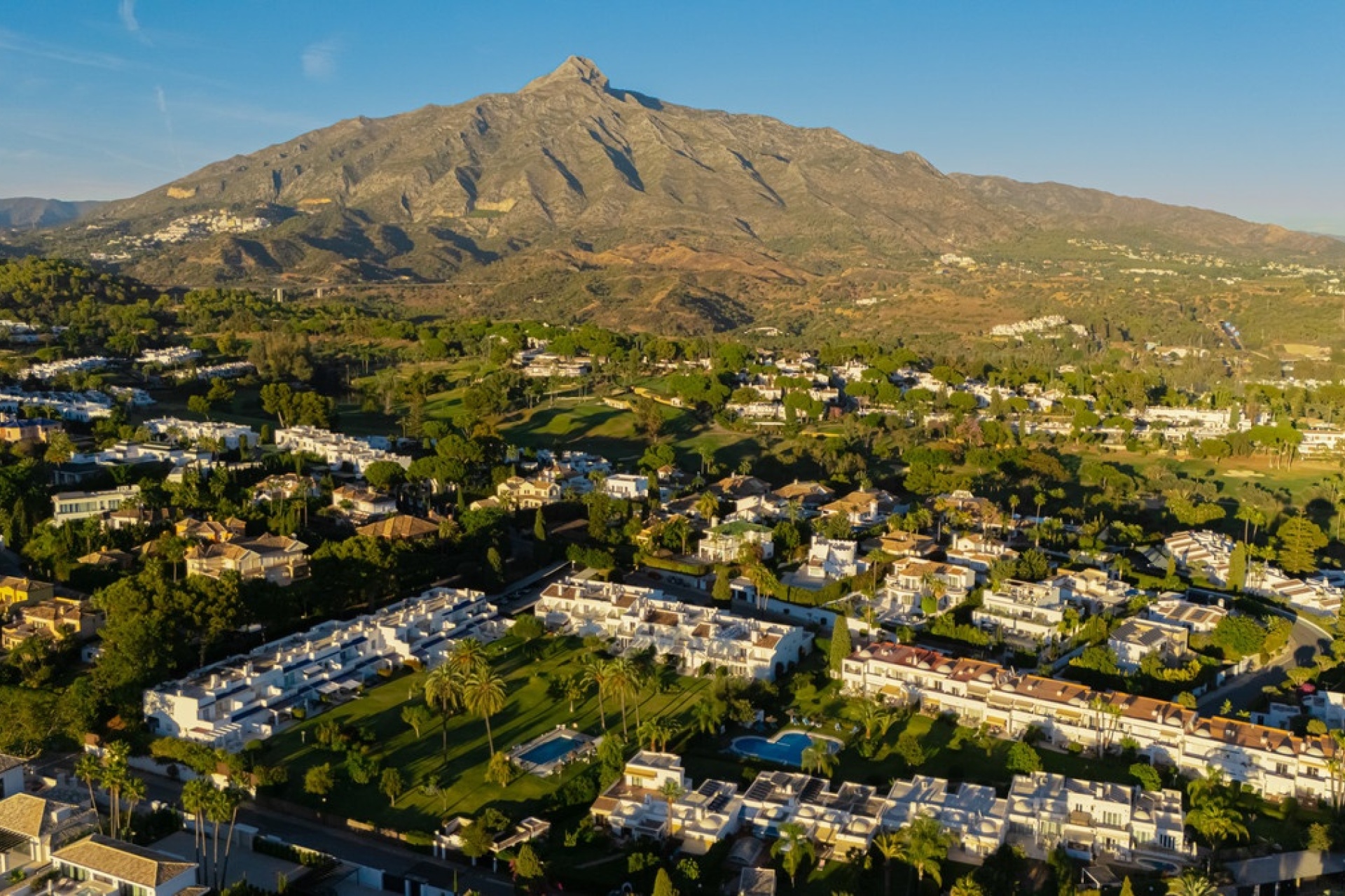 Rynek wtórny - Town house - Marbella - Nueva Andalucía
