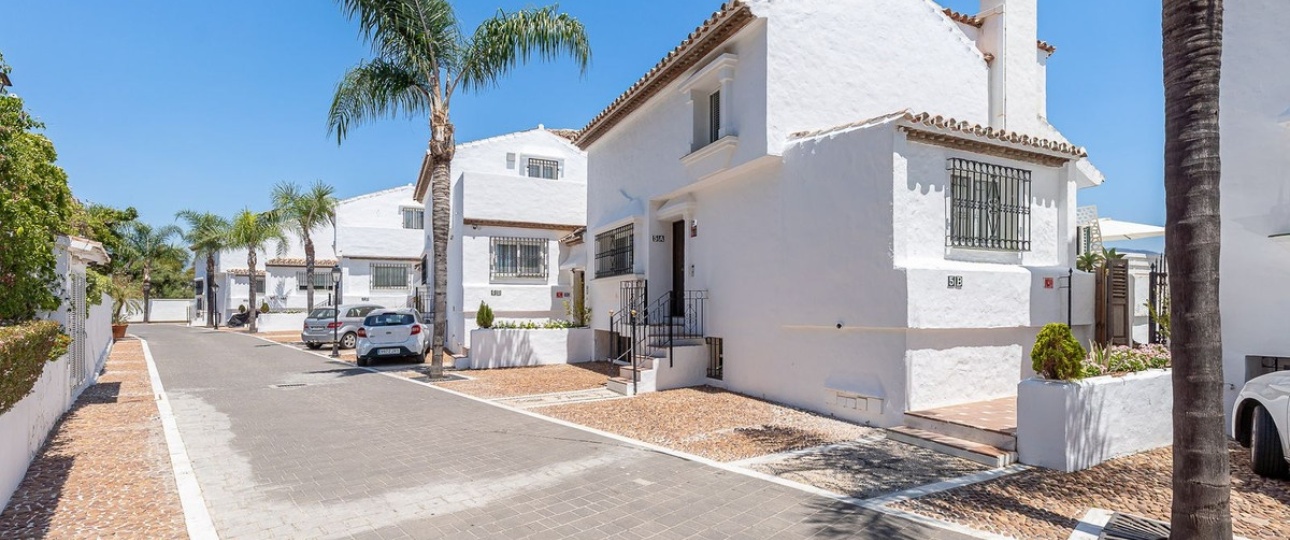 Rynek wtórny - Town house - Marbella - Nueva Andalucía